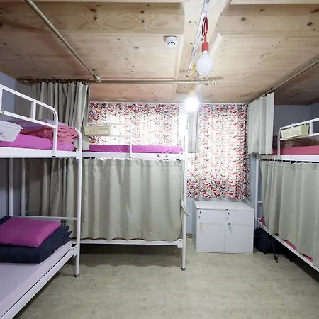 Hongdae Lazy Fox Hostel In Seoul